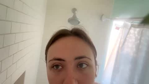 Snapshot of tylababyy chatting on 01-12-26, 06:35 tylababyy online show from 01-12-26, 06:35