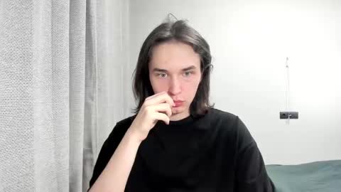 Snapshot of tyler__johnson chatting on 01-08-25, 01:53 Tyler  johnson online show from 01-08-25, 01:53