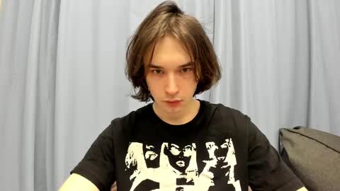 Snapshot of tyler__johnson chatting on 01-19-25, 09:23 Tyler  johnson online show from 01-19-25, 09:23