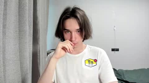 Snapshot of tyler__johnson chatting on 01-22-25, 11:01 Tyler  johnson online show from 01-22-25, 11:01