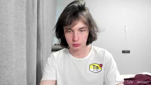 Snapshot of tyler__johnson chatting on 02-05-25, 08:32 Tyler  johnson online show from 02-05-25, 08:32