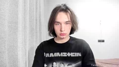 Snapshot of tyler__johnson chatting on 02-11-25, 02:24 Tyler  johnson online show from 02-11-25, 02:24