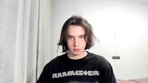 Snapshot of tyler__johnson chatting on 02-21-25, 01:00 Tyler  johnson online show from 02-21-25, 01:00