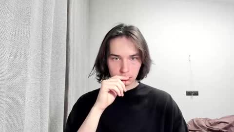 Snapshot of tyler__johnson chatting on 02-25-25, 02:03 Tyler  johnson online show from 02-25-25, 02:03