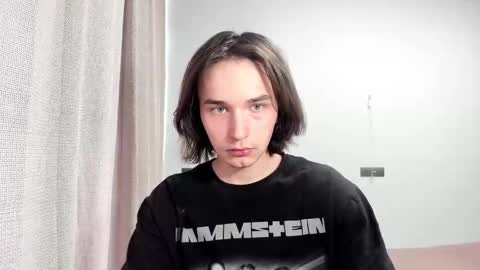 Snapshot of tyler__johnson chatting on 03-01-25, 12:12 Tyler  johnson online show from 03-01-25, 12:12