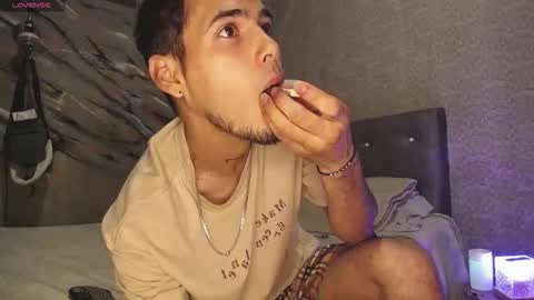 Snapshot of tyler_coopr chatting on 02-17-26, 01:24 tyler cooper online show from 02-17-26, 01:24