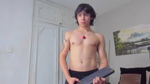 Tyler online show from 06-11-26, 03:26