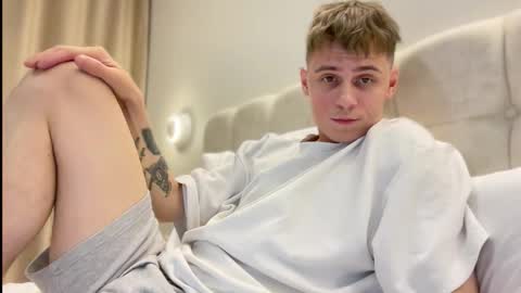 tyler_garrner online show from 09-09-25, 03:33