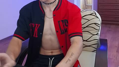 Snapshot of tyler_hack chatting on 10-14-25, 12:06 Tyler and Chris online show from 10-14-25, 12:06