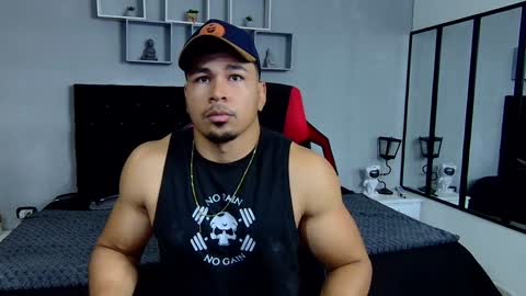 tyler_hank1 online show from 12-29-24, 11:29