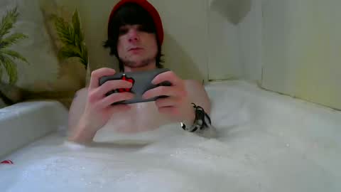 Snapshot of tylerlee199169 chatting on 01-10-25, 07:57 Tyler online show from 01-10-25, 07:57