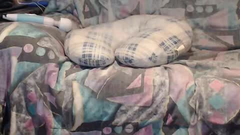 Snapshot of tyson2525 chatting on 02-15-26, 04:31 Helena and Tyson online show from 02-15-26, 04:31