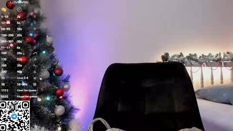 Snapshot of tyty_pupu chatting on 01-09-26, 06:53 Christine 3 Next broadcast tomorrow at 2100 GMT 5 online show from 01-09-26, 06:53