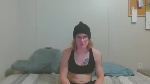 Snapshot of tyyyler93 chatting on 02-25-25, 06:03 TylerAlternative online show from 02-25-25, 06:03