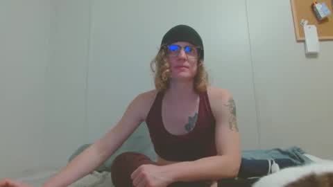 Snapshot of tyyyler93 chatting on 03-05-25, 06:01 TylerAlternative online show from 03-05-25, 06:01