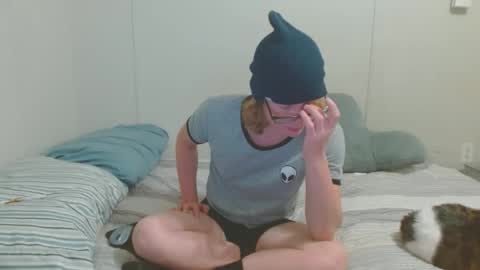 Snapshot of tyyyler93 chatting on 03-11-25, 05:05 TylerAlternative online show from 03-11-25, 05:05