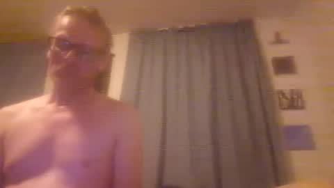 Snapshot of u2232739082 chatting on 06-07-26, 12:48 u2232739082 online show from 06-07-26, 12:48