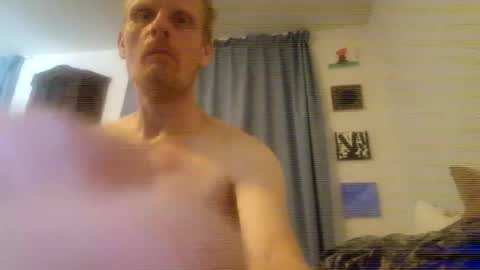 Snapshot of u2232739082 chatting on 06-25-26, 04:22 u2232739082 online show from 06-25-26, 04:22