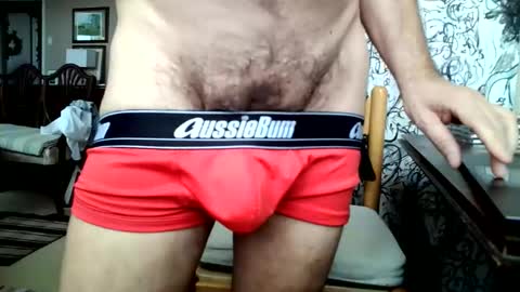 Snapshot of ucgreek chatting on 12-20-25, 02:35 ucgreek online show from 12-20-25, 02:35