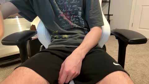 Snapshot of ufjsvskcn chatting on 02-16-26, 03:13 Love Lain online show from 02-16-26, 03:13