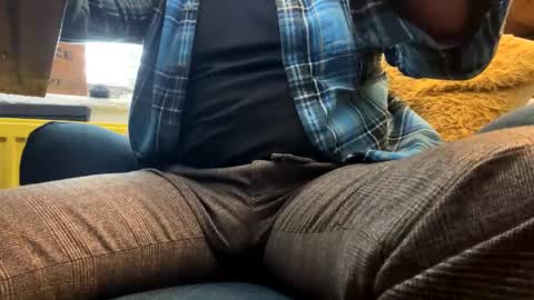 Snapshot of ukclive chatting on 02-03-25, 11:42 ukclive online show from 02-03-25, 11:42