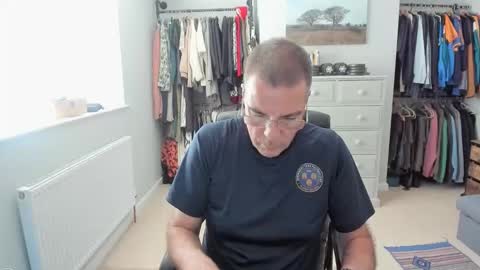Snapshot of ukmarriedgay chatting on 05-26-26, 08:43 ukmarriedgay online show from 05-26-26, 08:43