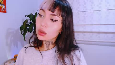 Martina online show from 10-17-25, 01:31