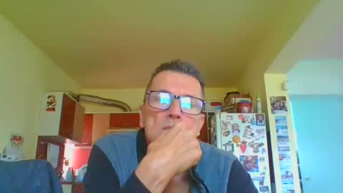ulmeni4 online show from 05-20-26, 12:00