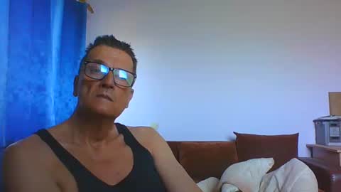 ulmeni4 online show from 05-29-26, 06:11