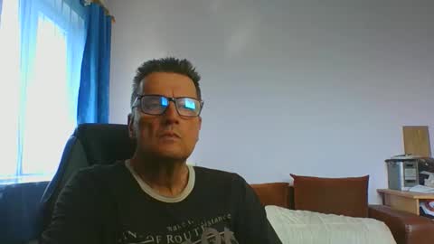 ulmeni4 online show from 06-03-26, 02:19