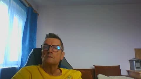 ulmeni4 online show from 07-12-26, 01:24