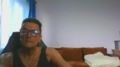 ulmeni7 online show from 11-29-25, 08:50