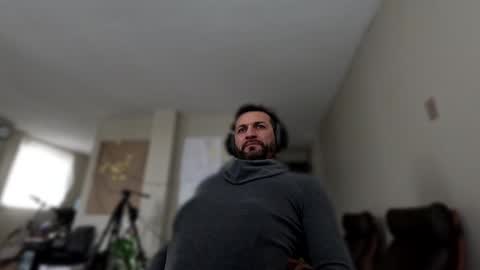 Snapshot of ultratoaster chatting on 01-20-25, 10:15 ultratoaster online show from 01-20-25, 10:15