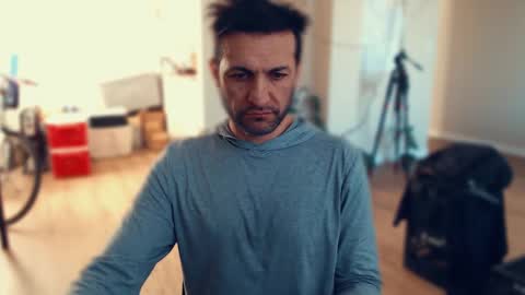 Snapshot of ultratoaster chatting on 02-19-25, 08:52 ultratoaster online show from 02-19-25, 08:52