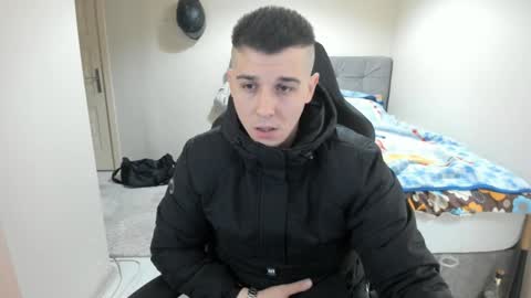 Snapshot of ulxer chatting on 12-12-24, 08:10 hi im mike tyson - online show from 12-12-24, 08:10