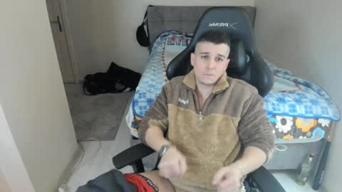 Snapshot of ulxer chatting on 12-27-24, 08:18 hi im mike tyson - online show from 12-27-24, 08:18