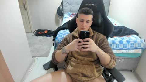 Snapshot of ulxer chatting on 12-28-24, 10:55 hi im mike tyson - online show from 12-28-24, 10:55