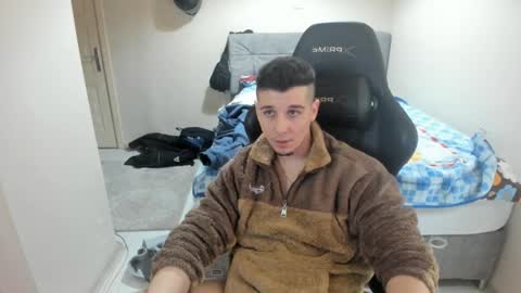 Snapshot of ulxer chatting on 01-22-25, 09:54 hi im mike tyson - online show from 01-22-25, 09:54