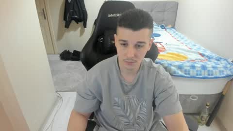 Snapshot of ulxer chatting on 01-28-25, 06:07 hi im mike tyson - online show from 01-28-25, 06:07
