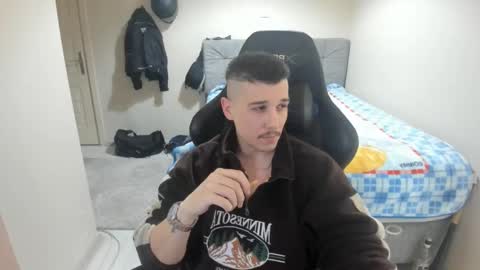 Snapshot of ulxer chatting on 02-14-25, 09:32 hi im mike tyson - online show from 02-14-25, 09:32