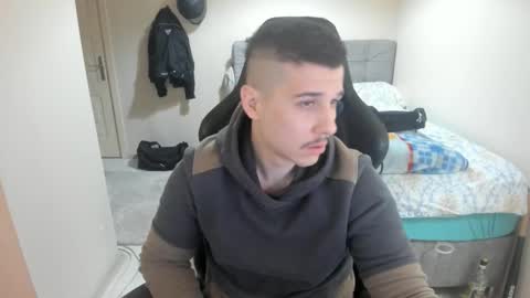 Snapshot of ulxer chatting on 02-16-25, 08:00 hi im mike tyson - online show from 02-16-25, 08:00