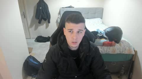 Snapshot of ulxer chatting on 02-28-25, 08:39 hi im mike tyson - online show from 02-28-25, 08:39