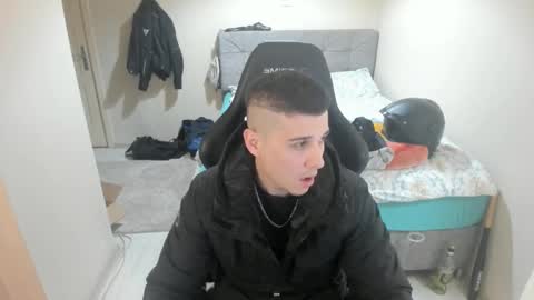 Snapshot of ulxer chatting on 03-01-25, 08:42 hi im mike tyson - online show from 03-01-25, 08:42