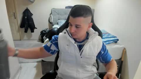 Snapshot of ulxer chatting on 09-19-25, 07:36 hi im mike tyson - online show from 09-19-25, 07:36