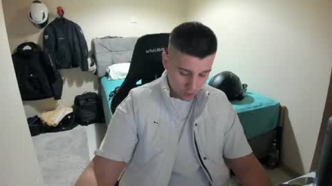 Snapshot of ulxer chatting on 06-18-26, 04:22 hi im mike tyson - online show from 06-18-26, 04:22