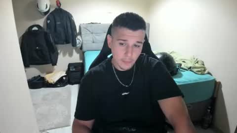 Snapshot of ulxer chatting on 07-11-26, 07:16 hi im mike tyson - online show from 07-11-26, 07:16
