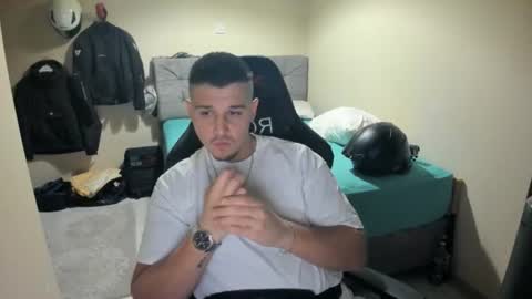 Snapshot of ulxer chatting on 07-24-26, 07:45 hi im mike tyson - online show from 07-24-26, 07:45
