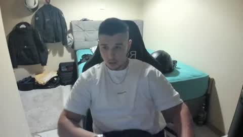 Snapshot of ulxer chatting on 07-25-26, 07:44 hi im mike tyson - online show from 07-25-26, 07:44