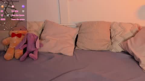 Una  online show from 01-03-25, 09:15