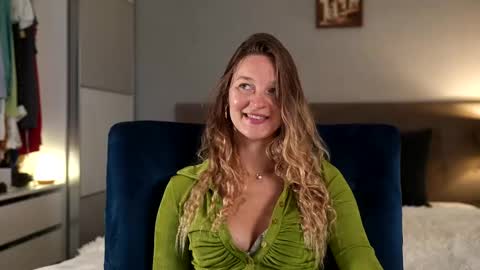 Sasha online show from 09-26-25, 04:05